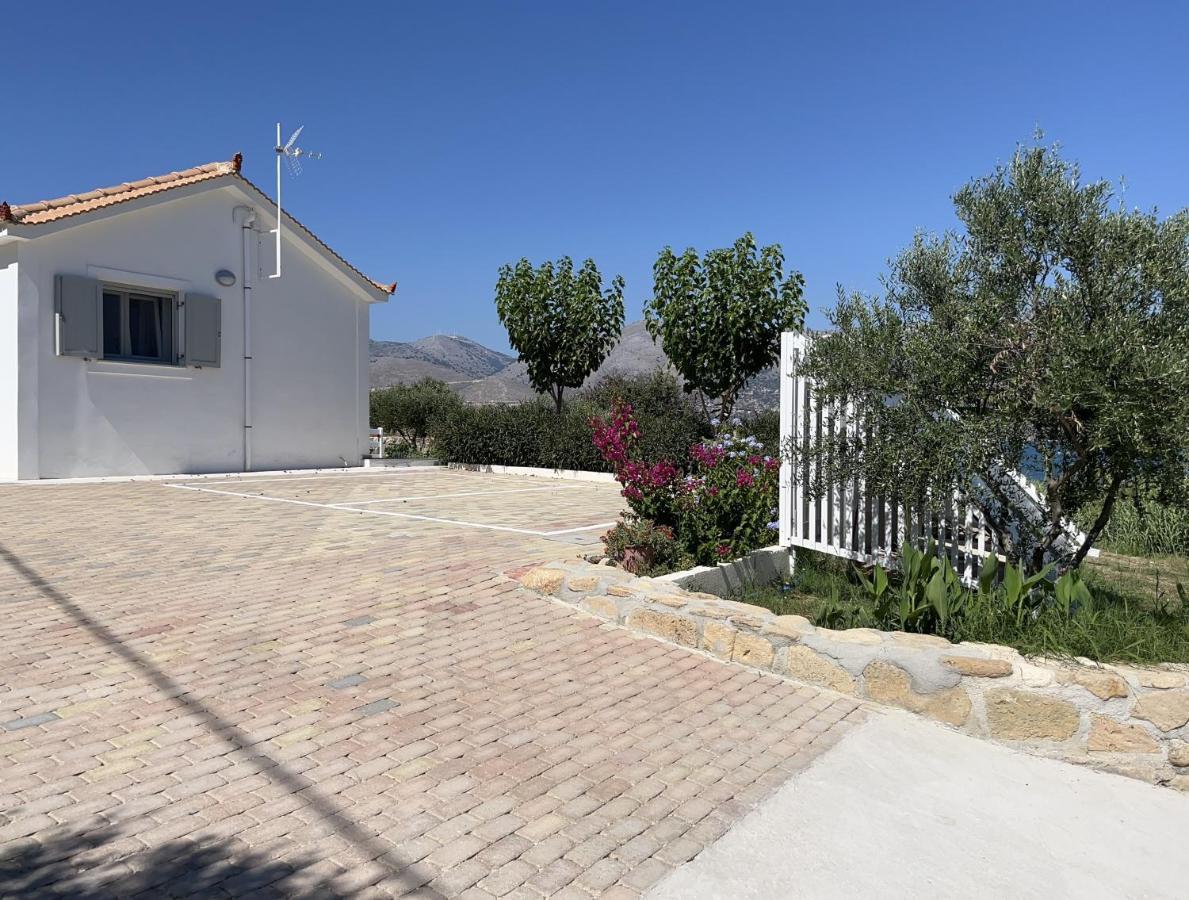 Apollonides Seafront Villa 2 Melete Lixouri Extérieur photo