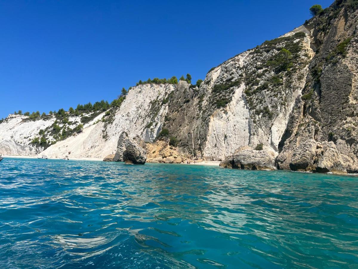 Apollonides Seafront Villa 2 Melete Lixouri Extérieur photo